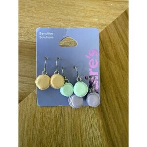 NWT Claire's Sensitive Solutions Pastel 1'' Macaron Drop Earrings Set